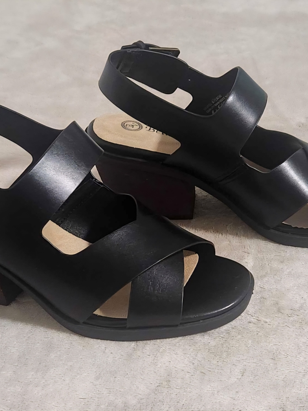 Bella Vita Black Cutout Strappy Block Heel.